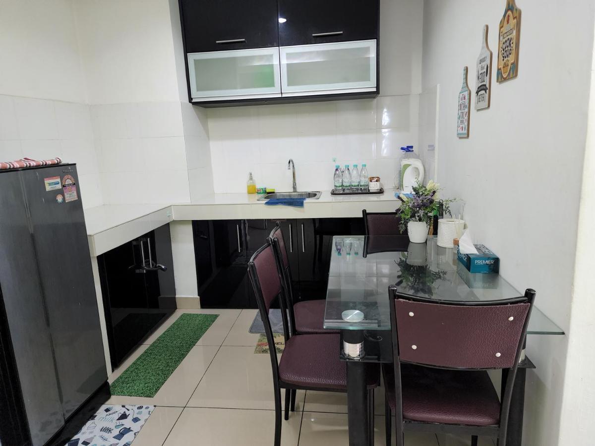 The Viana Apartment IV Kota Bharu Eksteriør billede